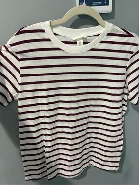 H&M White and Burgundy Striped Short Sleeve Tee